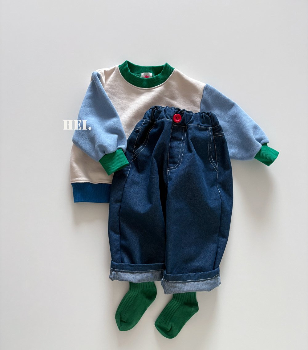 Hei Block Sweatshirt