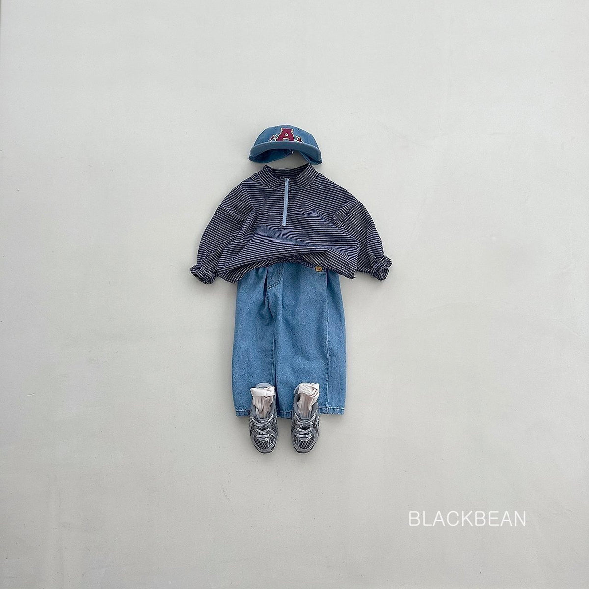 Black Bean Eco Zip-up Tee 3