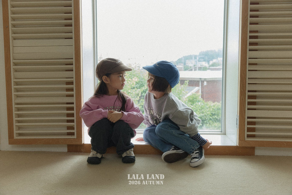 Lalaland Dancing Cat Sweatshirt