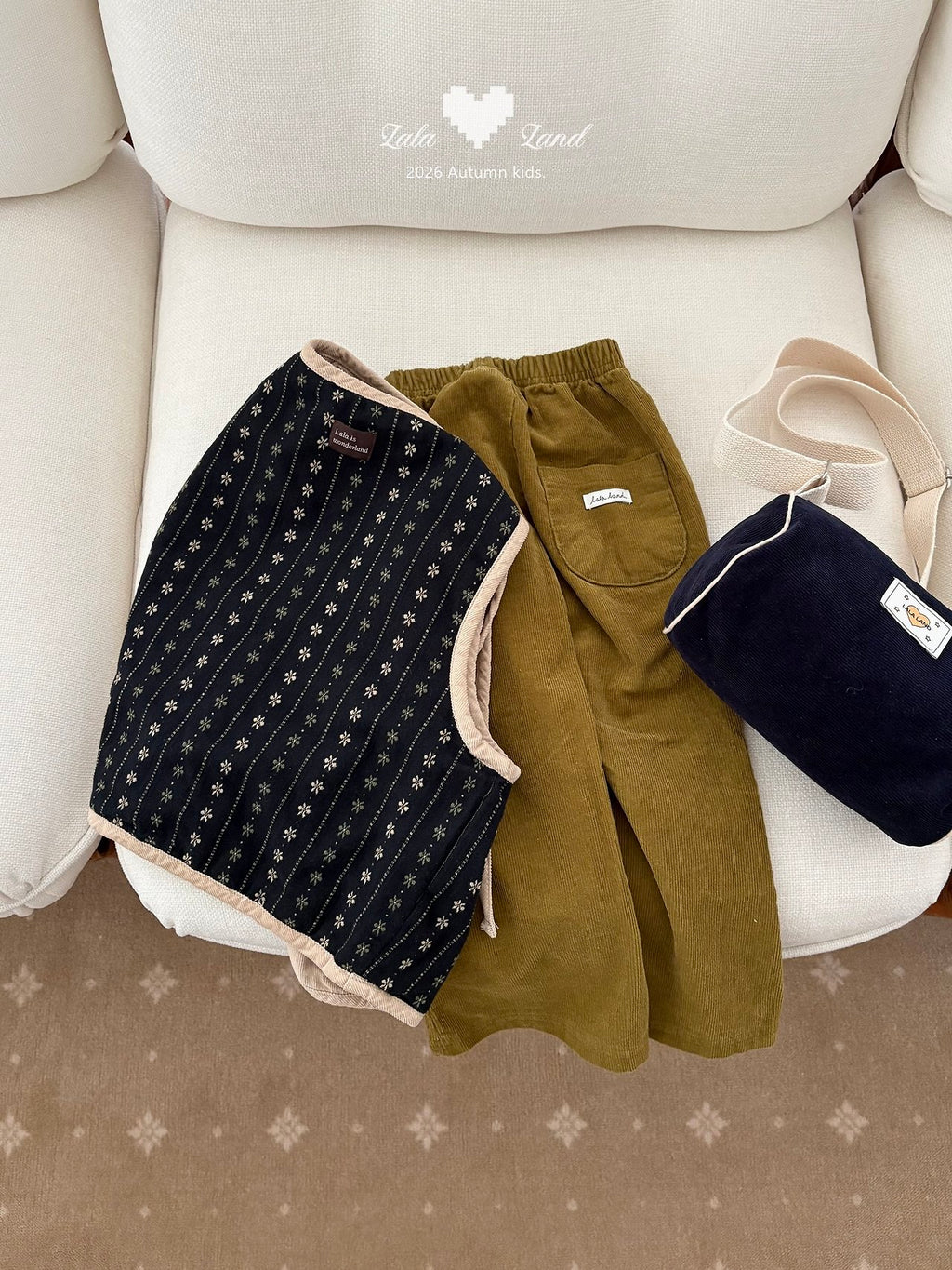 Lalaland Corduroy Crossbag
