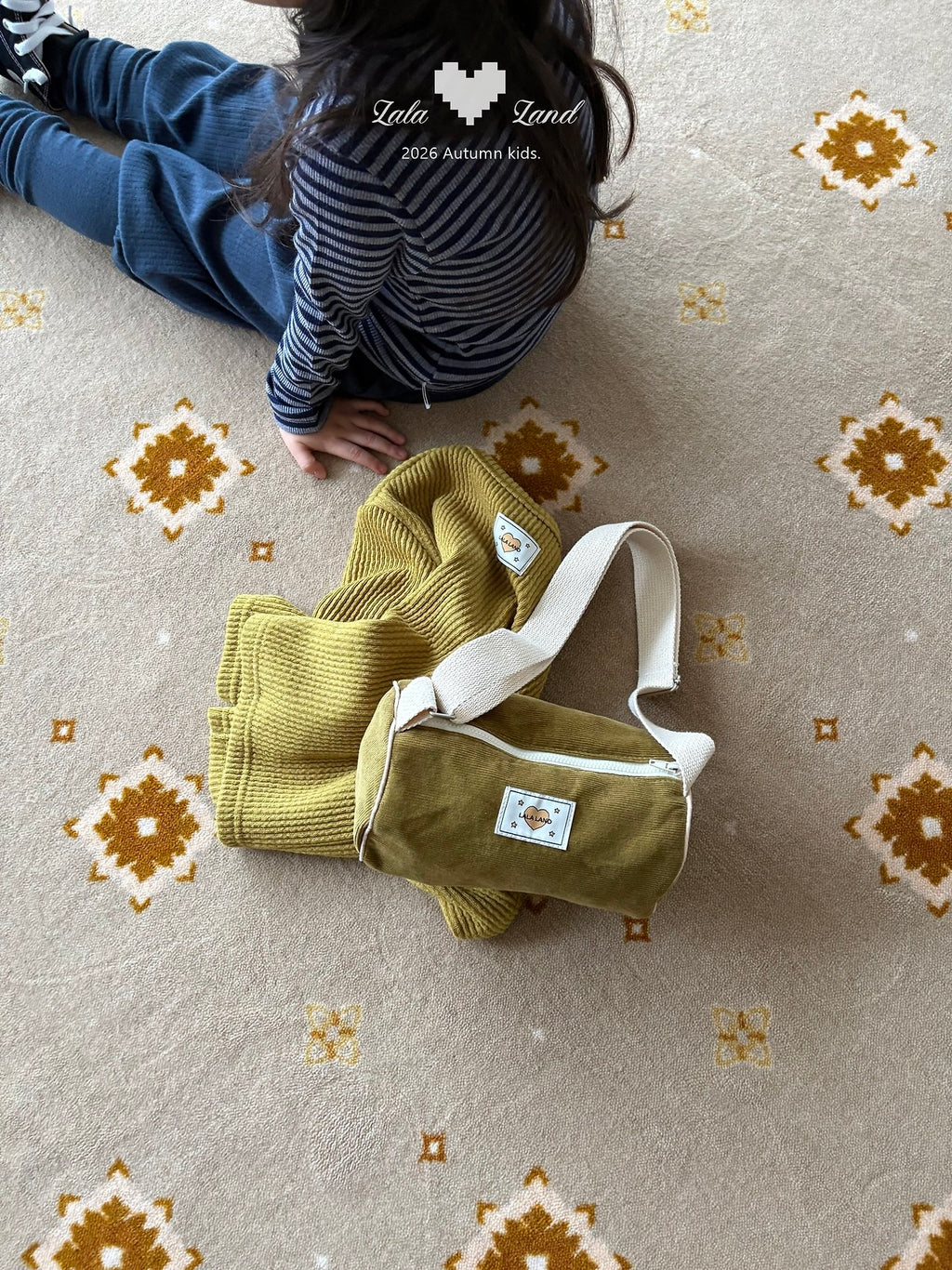 Lalaland Corduroy Crossbag