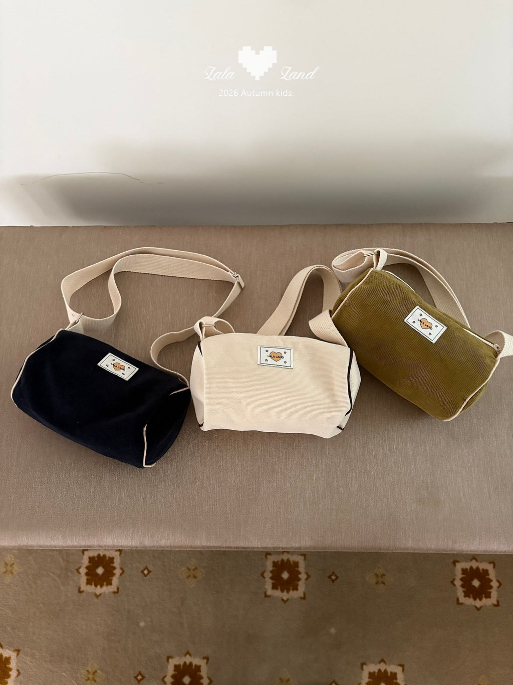 Lalaland Corduroy Crossbag