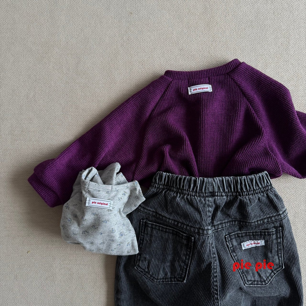 pie Teletubby Cardigan