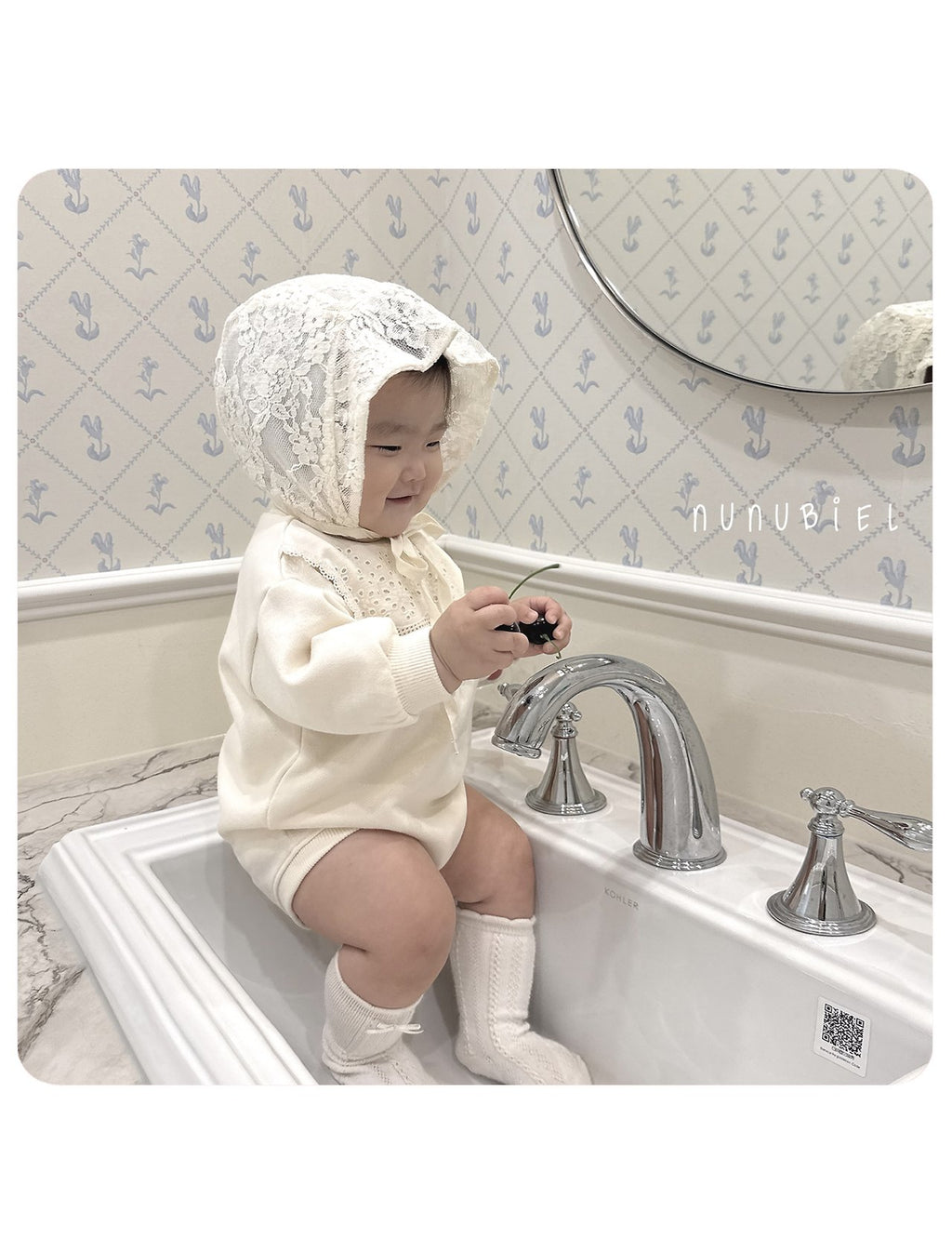 Nunu Biel Lace Suit 12