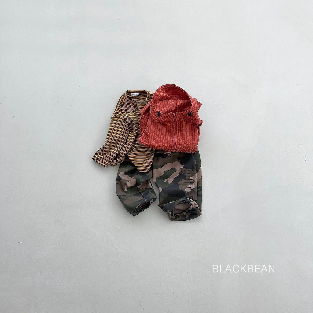 Black Bean Camo Pants 7