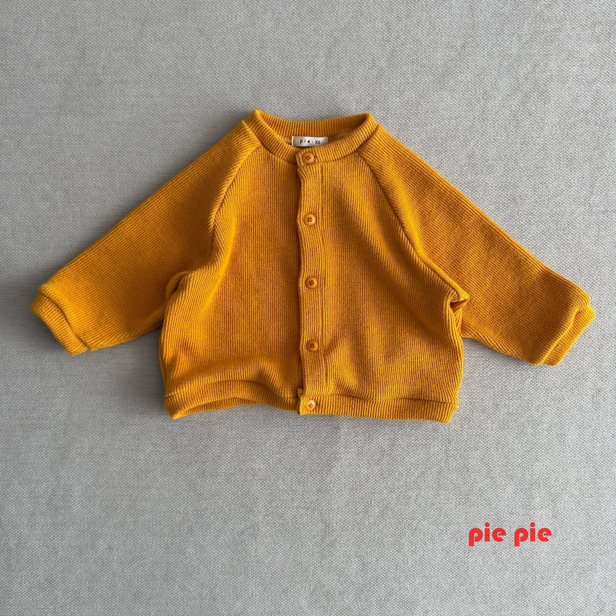 pie Teletubby Cardigan