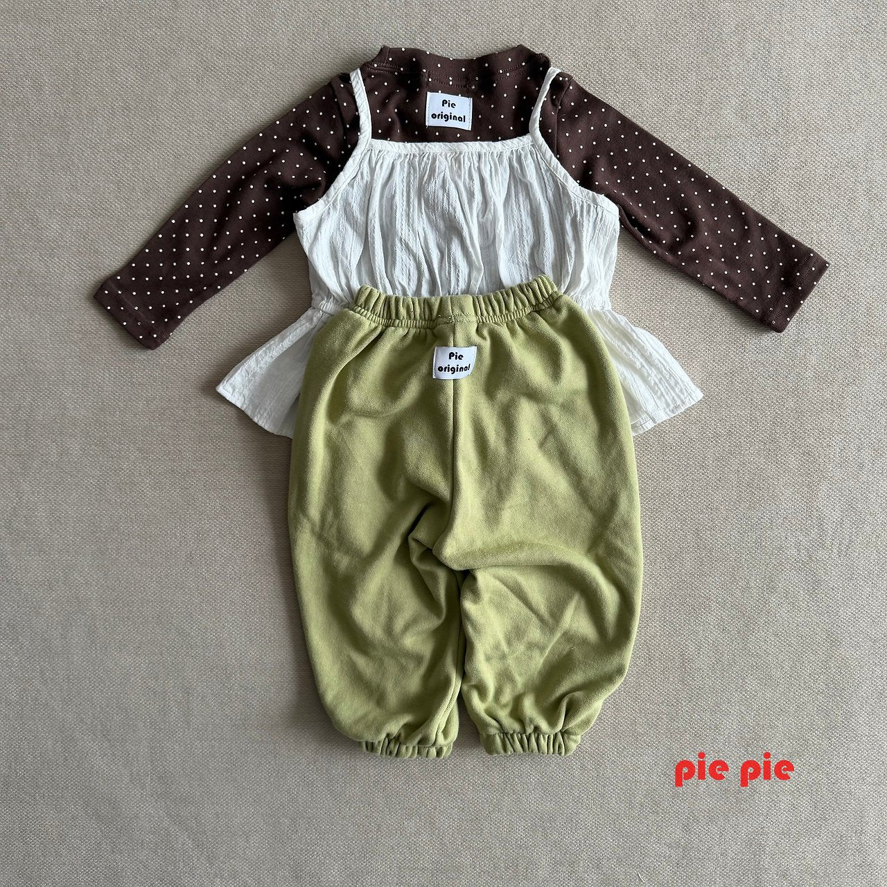 pie Fruits Jogger Pants