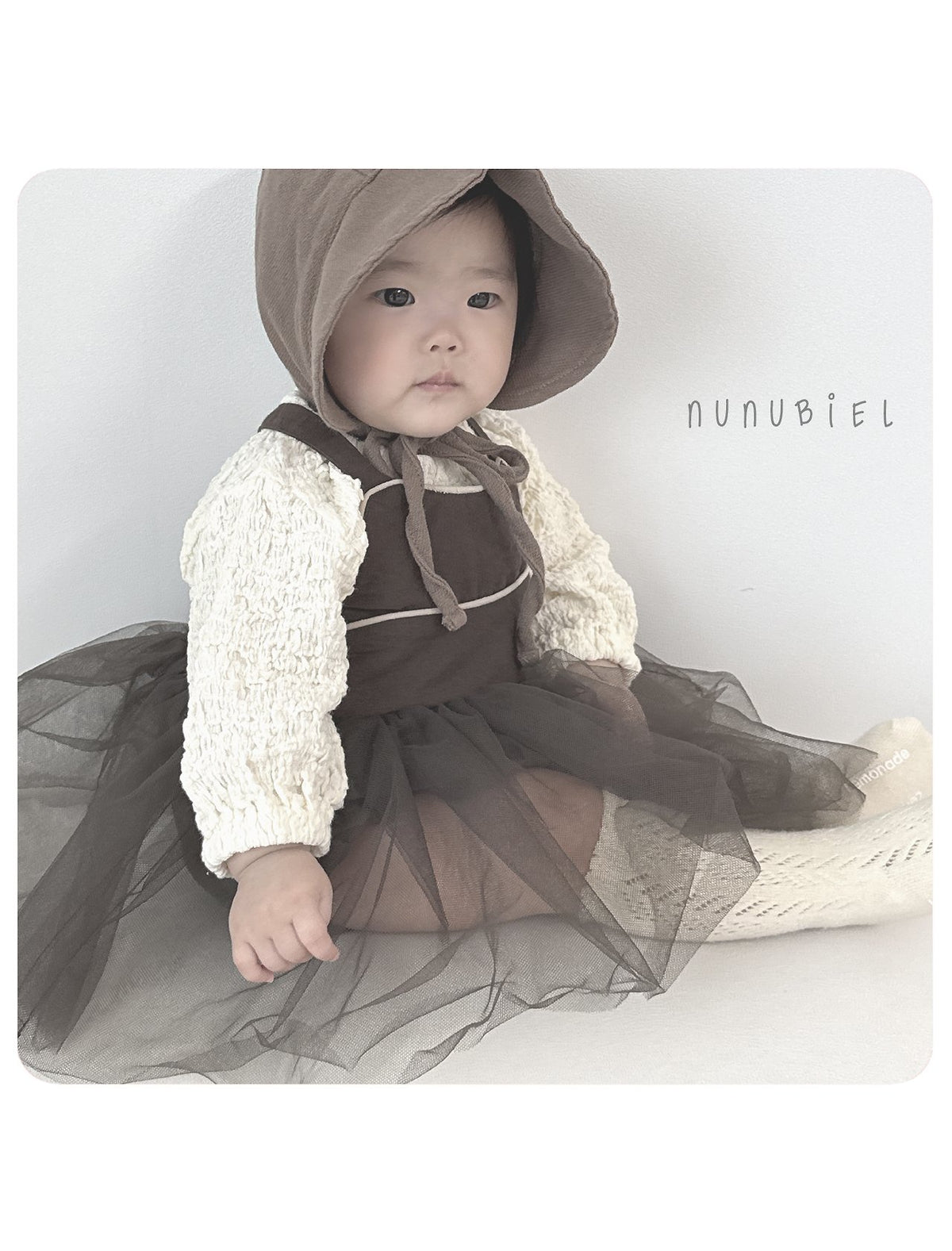 Nunu Biel Bebe Crack Blouse 15