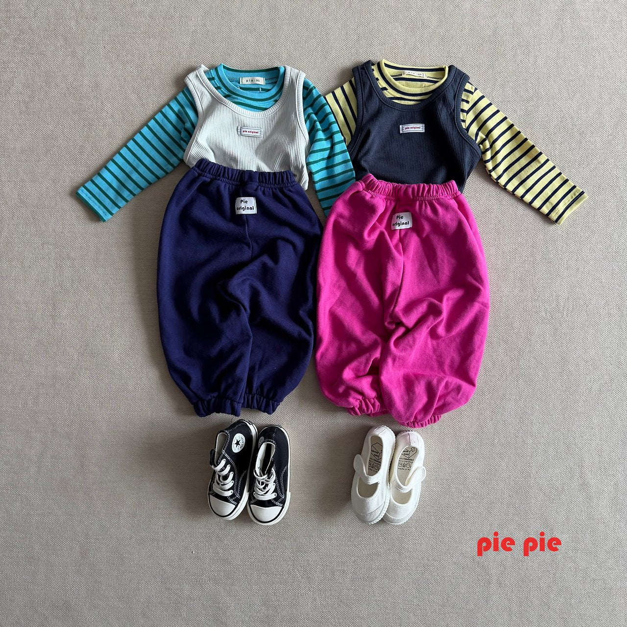 pie Fruits Jogger Pants