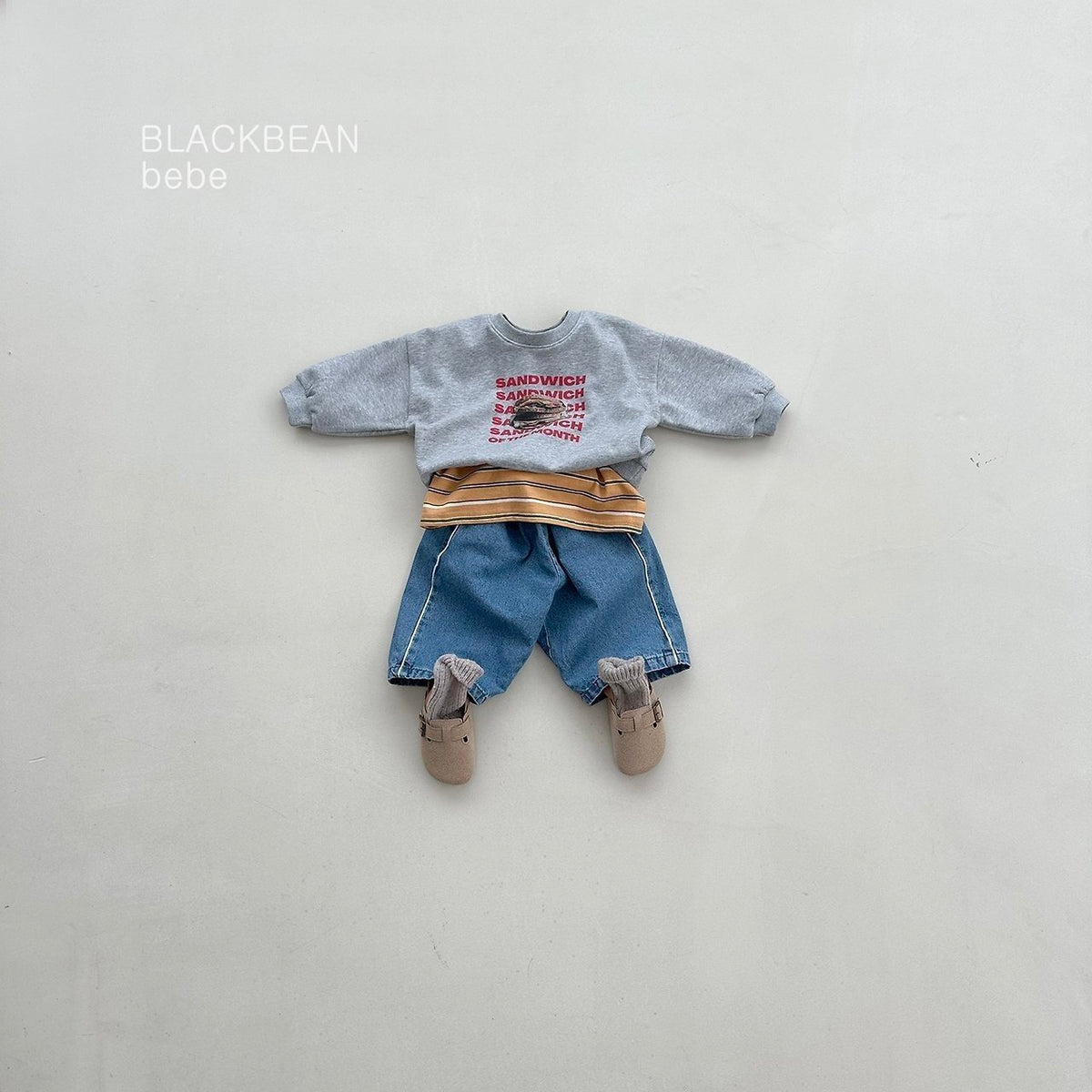 Black Bean Sandwich Bebe Sweatshirt 5