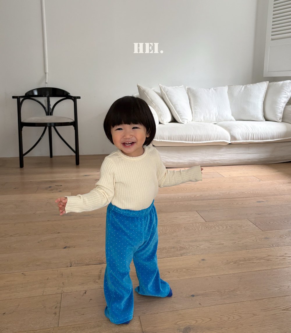 Hei Jjonjjoni Tee