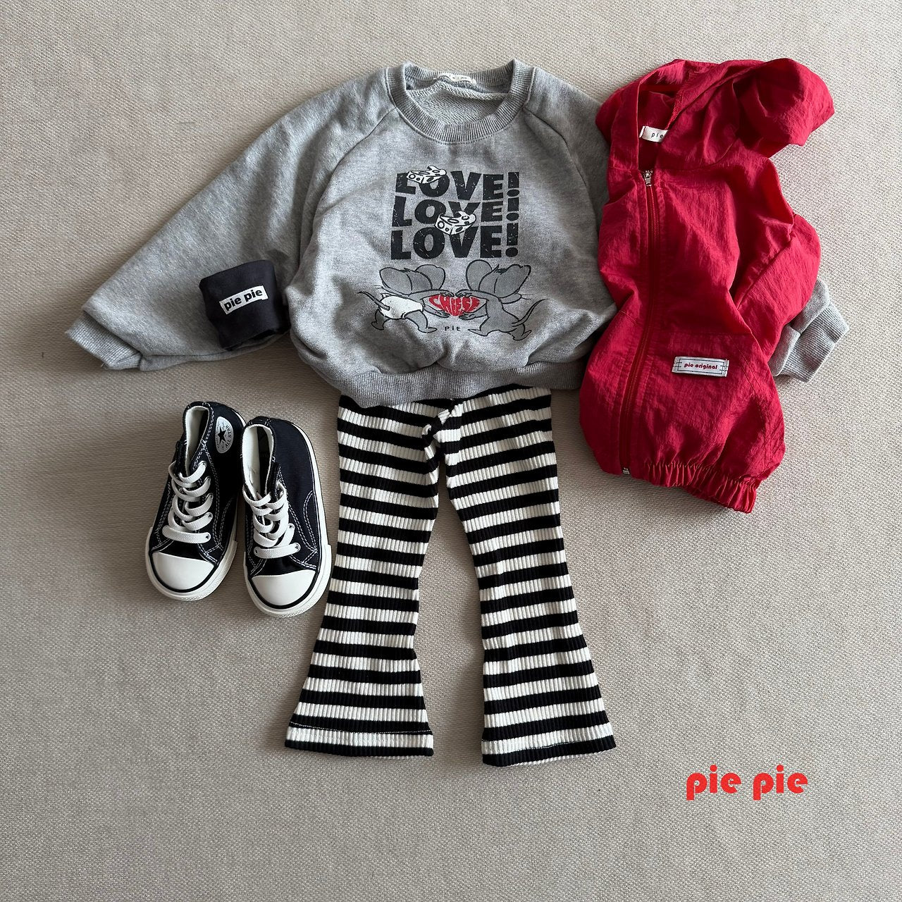 pie Cheese Mouse Sweatshirt