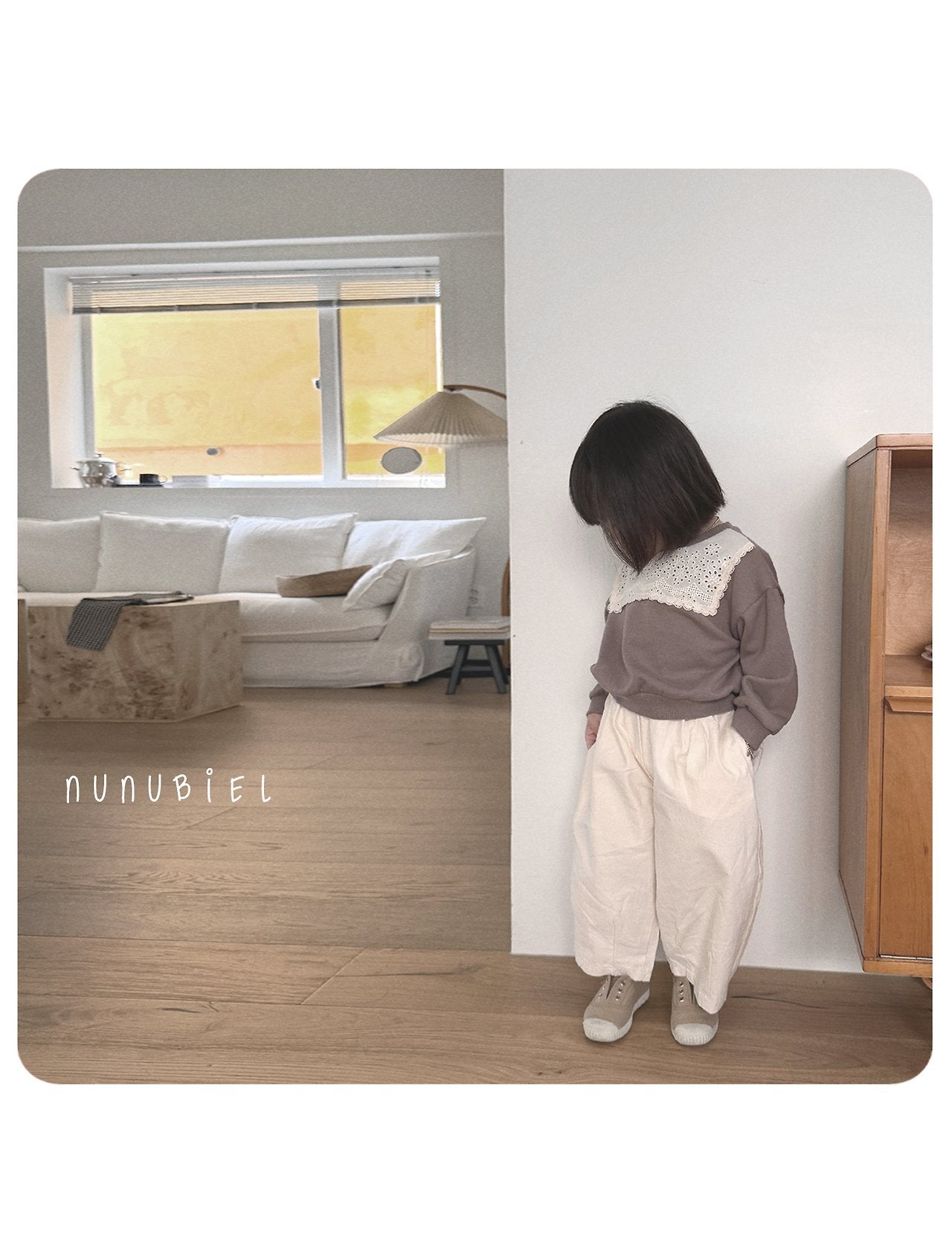 Nunu Biel Lace Sweatshirt 15