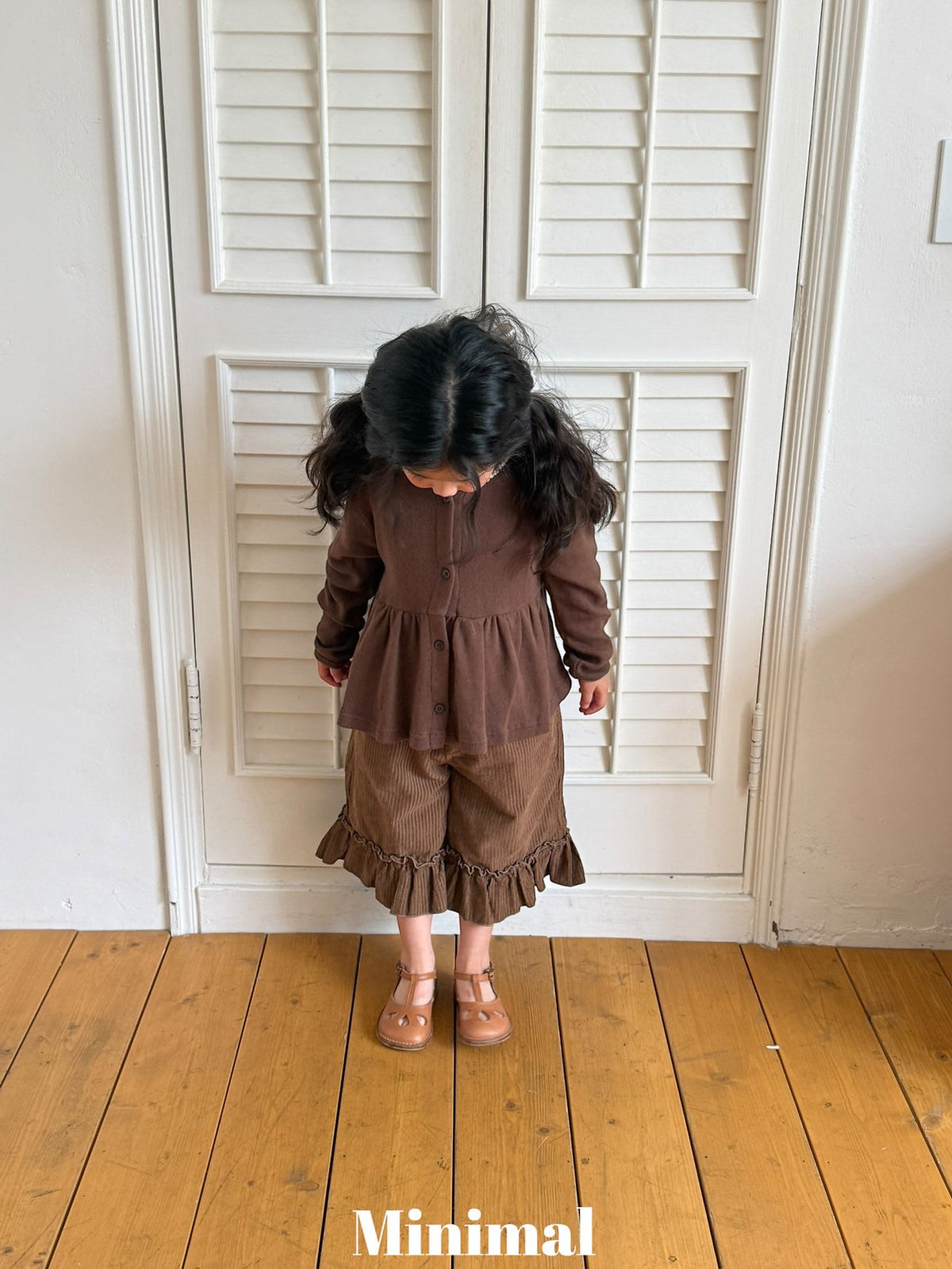 Minimal Lace Frill Cardigan