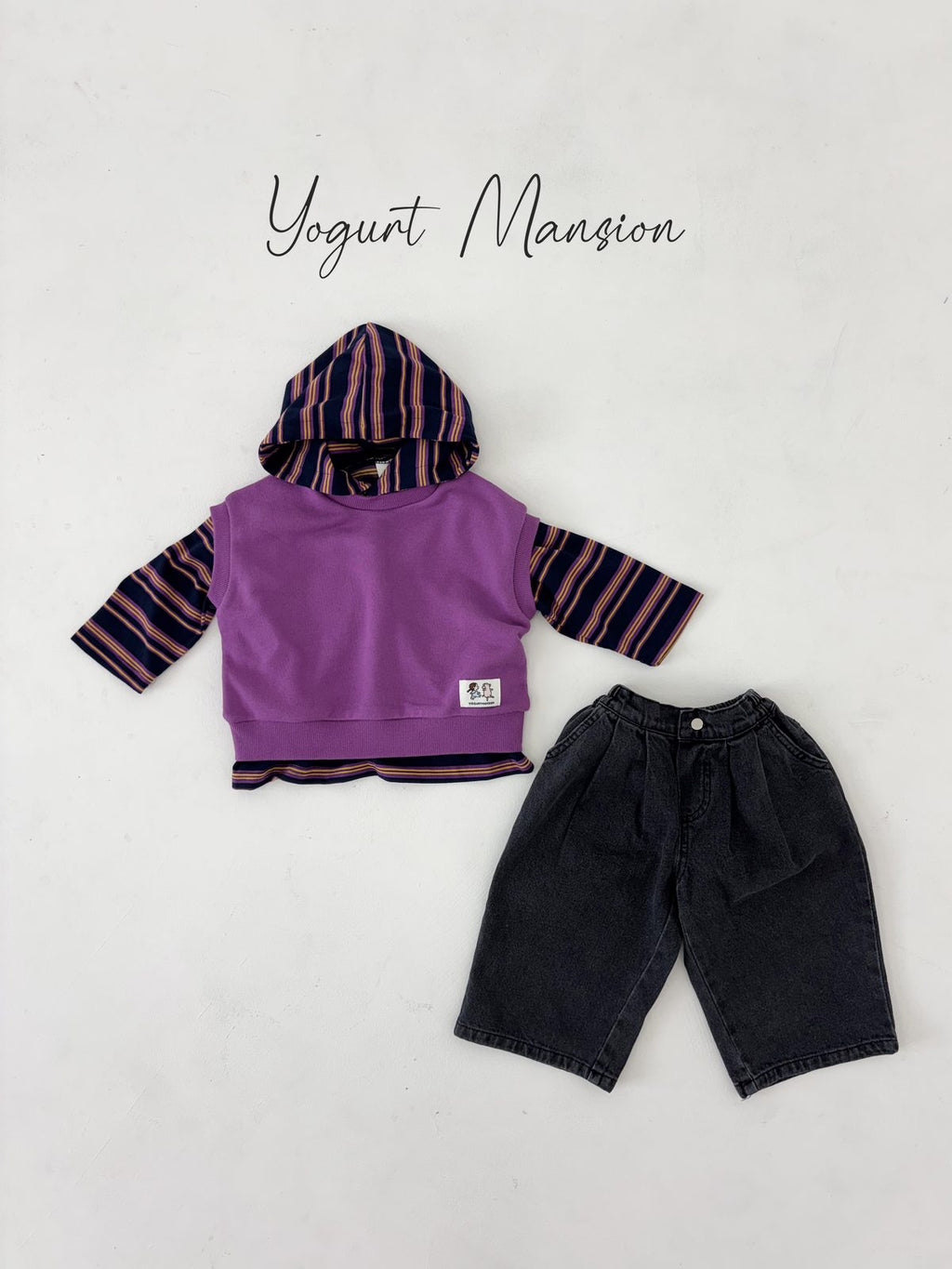Yogurt Mansion Honey Bee Hoodie