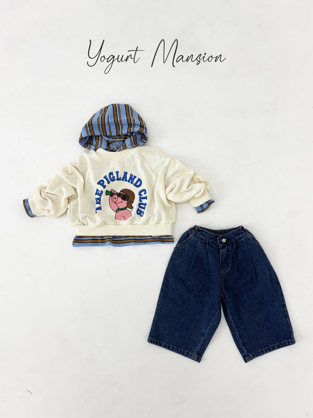 Yogurt Mansion Pig Club Tee