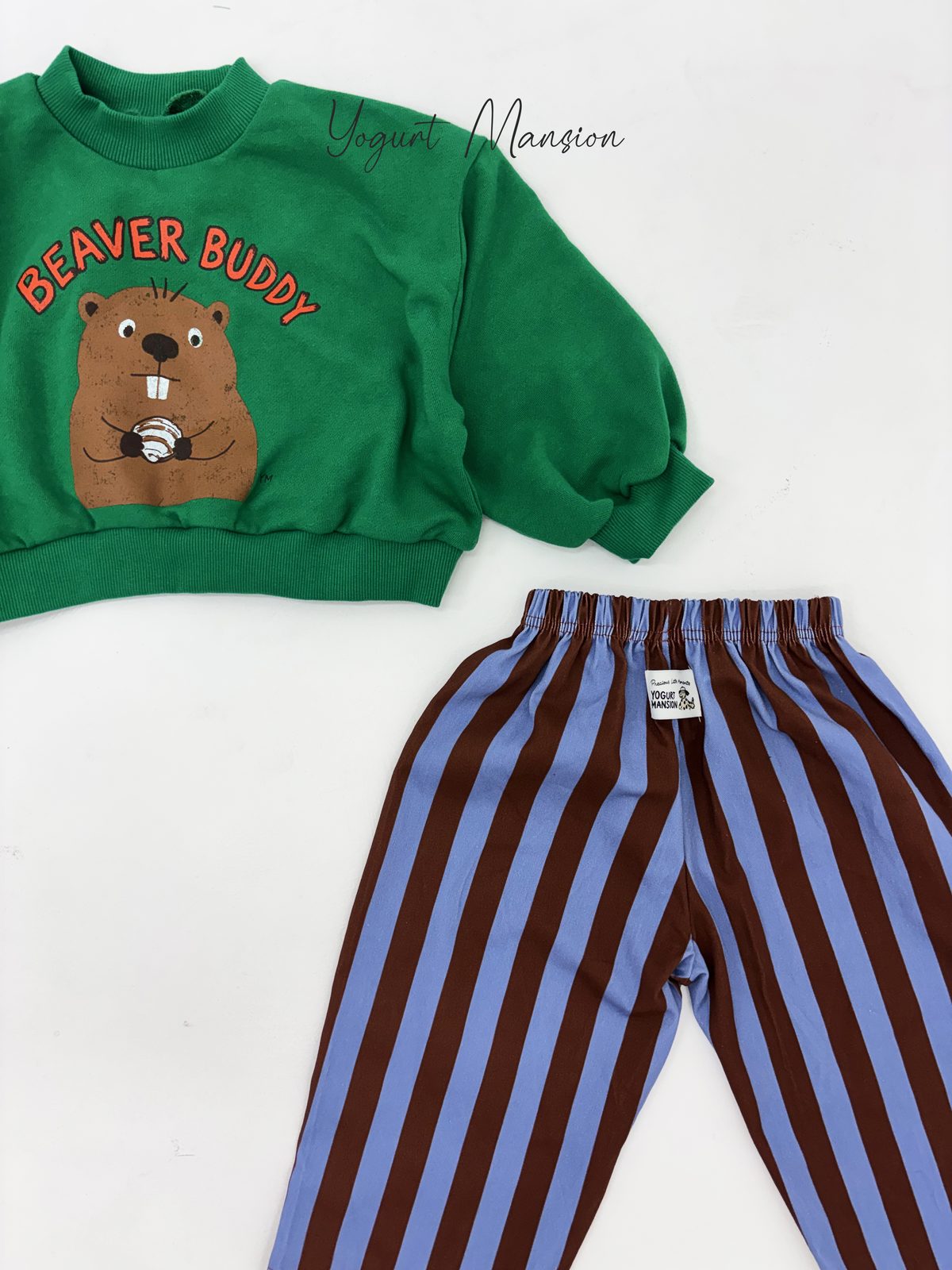 Yogurt Mansion Beaver Sweatshirt