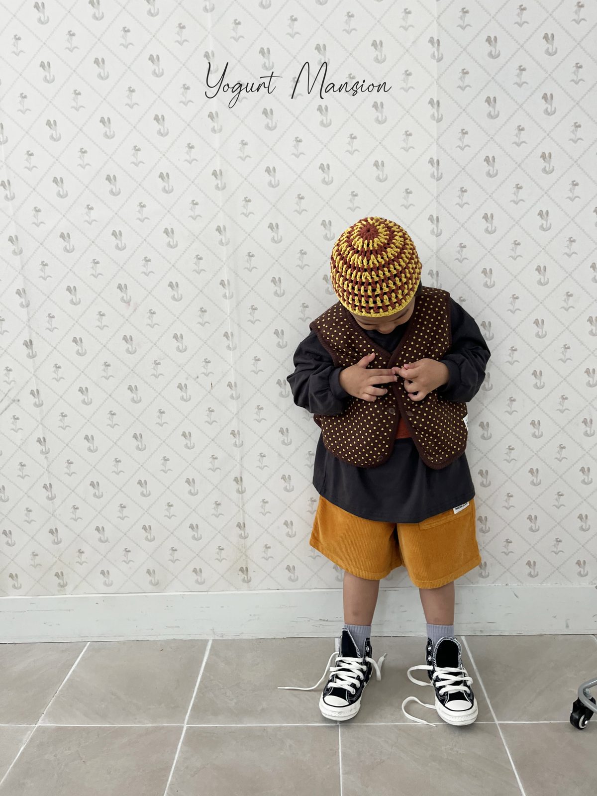 Yogurt Mansion Corduroy Pants