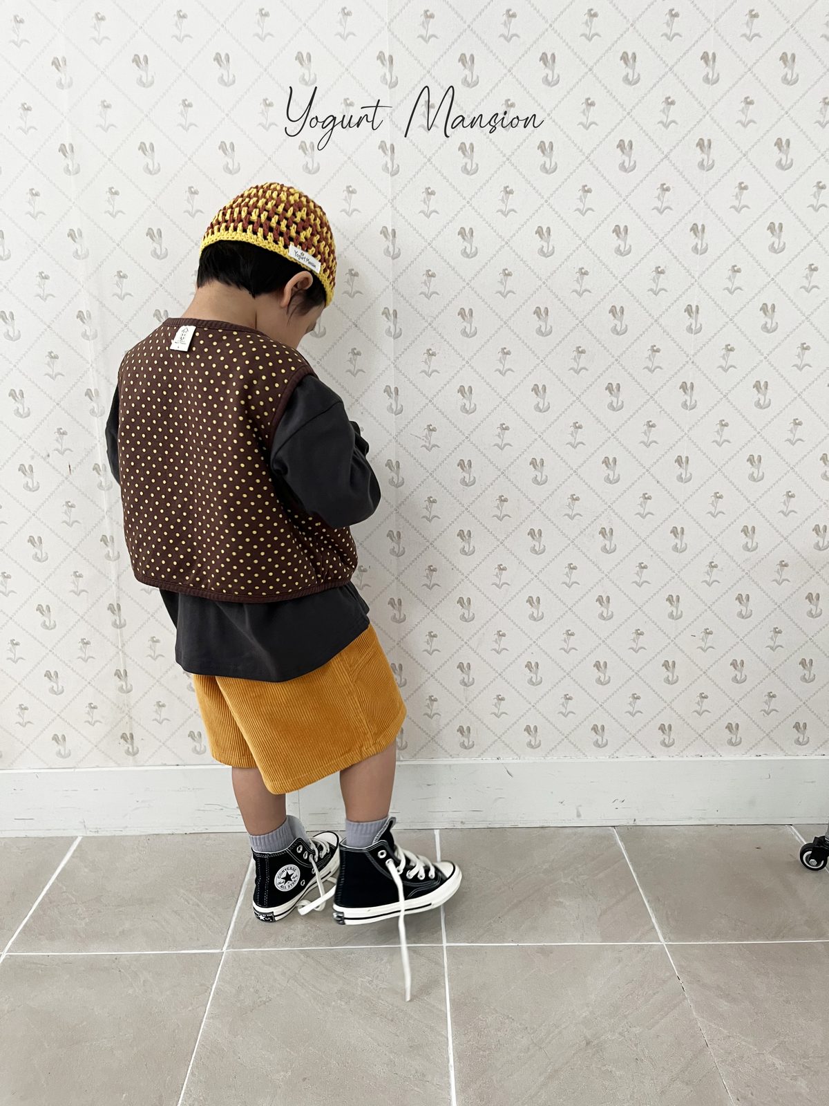 Yogurt Mansion Corduroy Pants