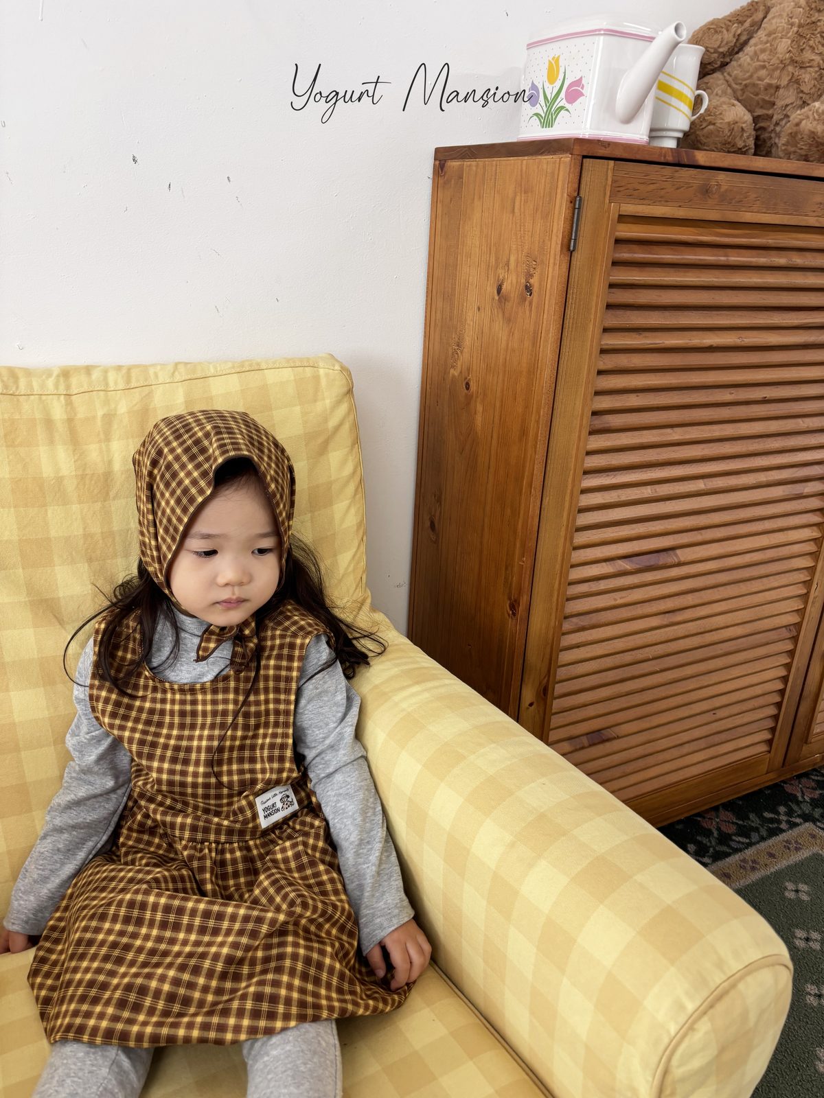 Yogurt Mansion Yomi Scarf